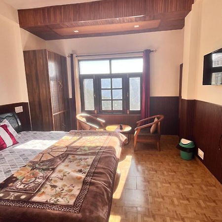 Residence Inn Homestay Шимла Екстериор снимка