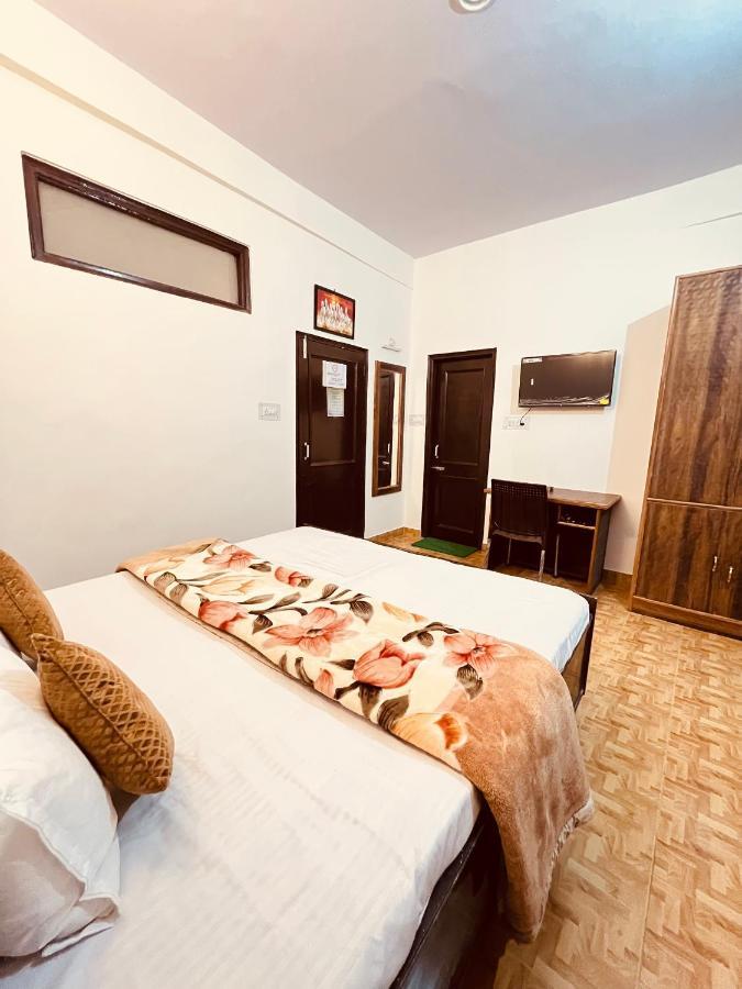Residence Inn Homestay Шимла Екстериор снимка