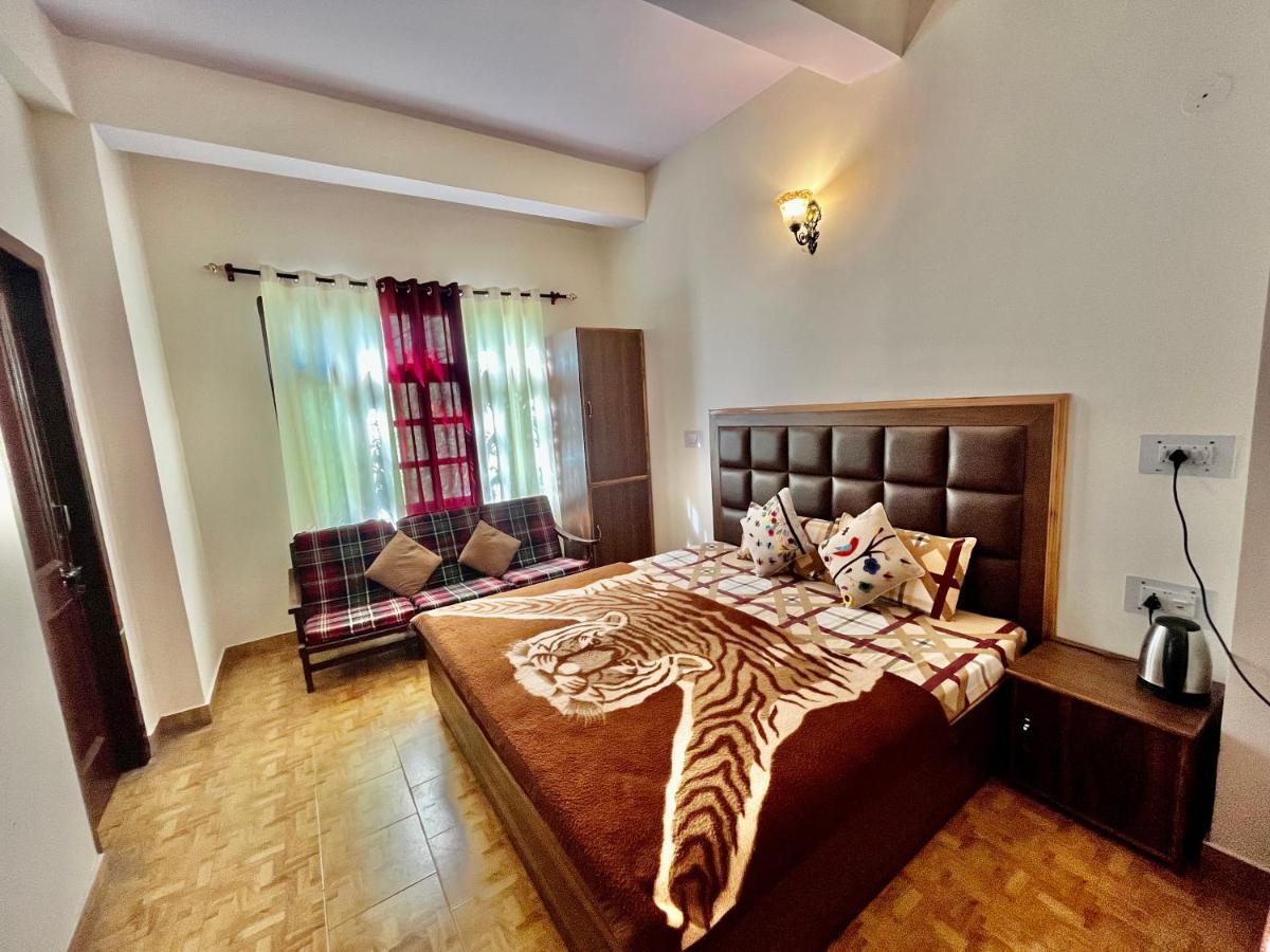 Residence Inn Homestay Шимла Екстериор снимка