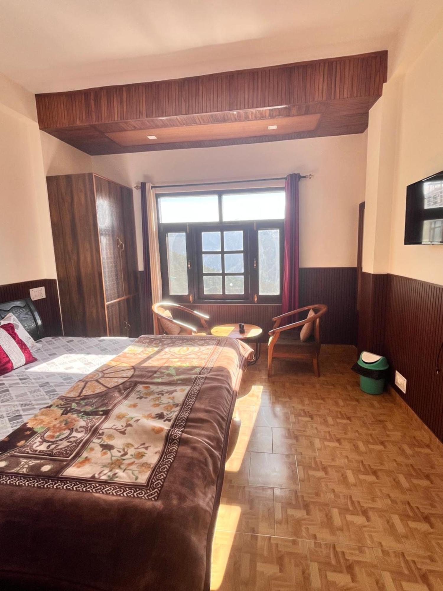 Residence Inn Homestay Шимла Екстериор снимка