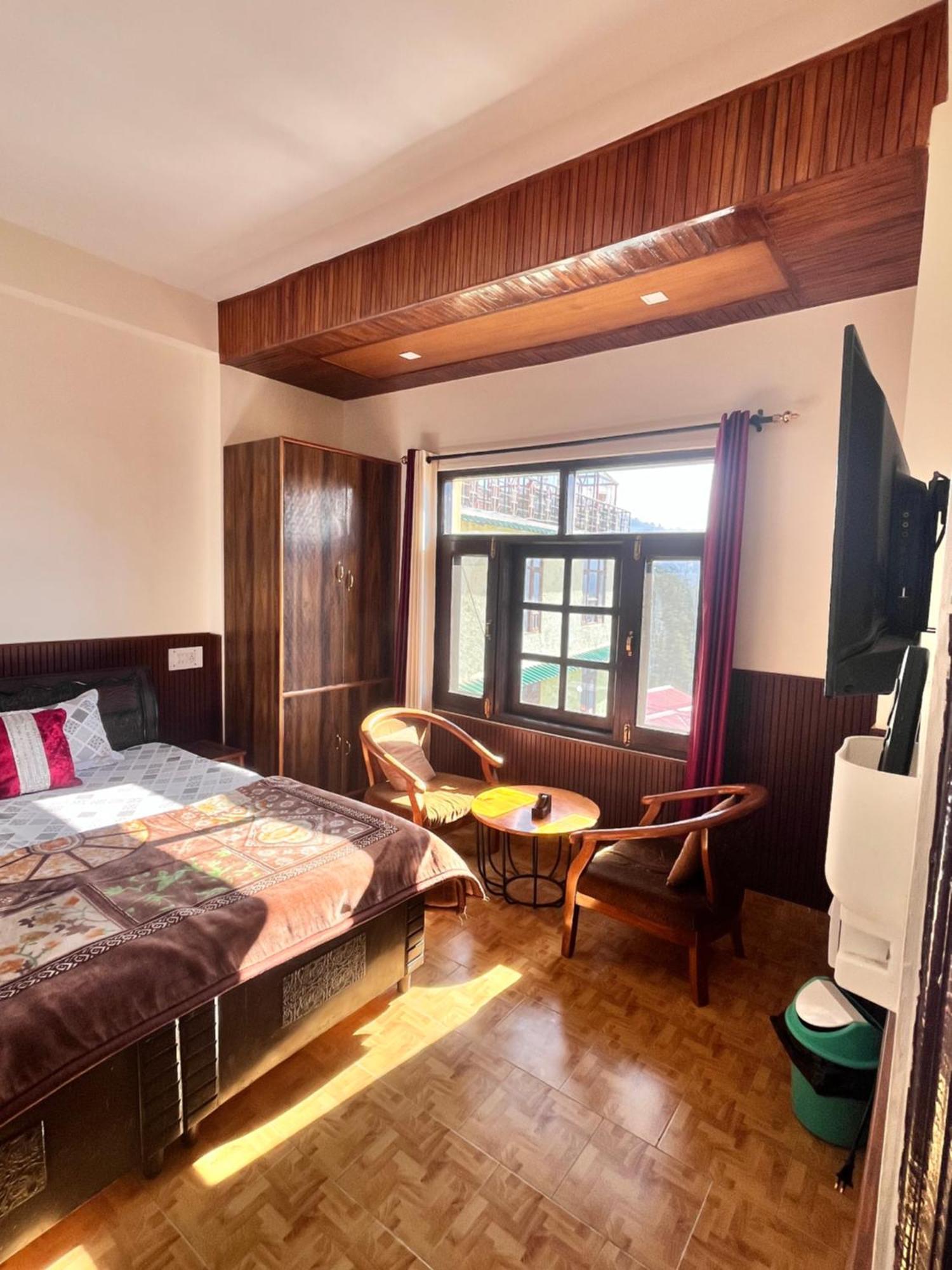 Residence Inn Homestay Шимла Екстериор снимка